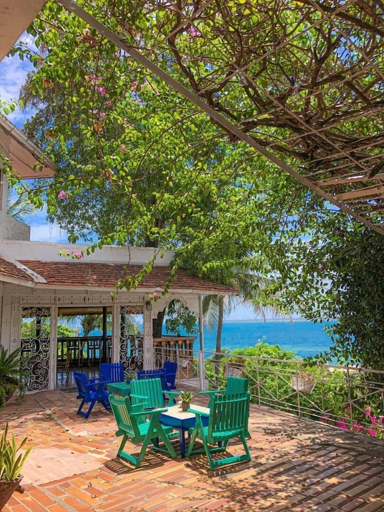 Hotel Mont Joli Cap-Haïtien Екстериор снимка