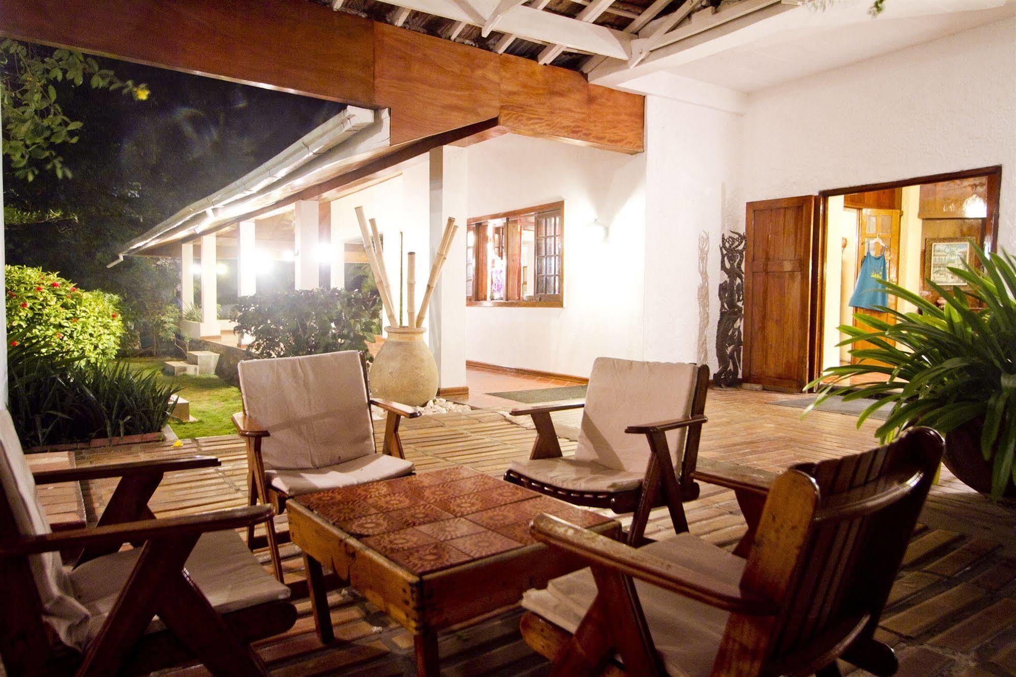 Hotel Mont Joli Cap-Haïtien Екстериор снимка